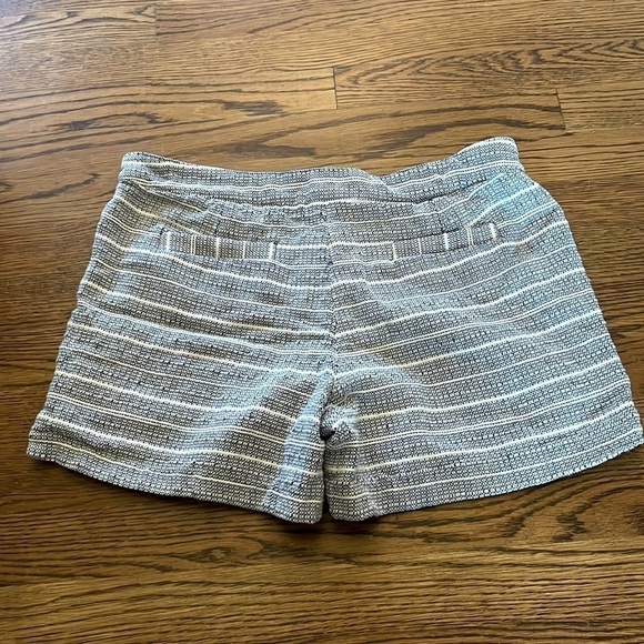 Cynthia Rowley sz10 blue and white shorts with front pockets - Picture 7 of 8